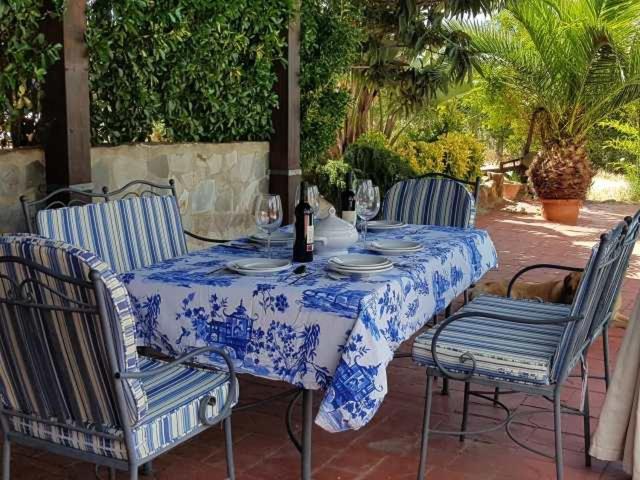 Vivienda Rural Casa Sofia Villa Убрике Екстериор снимка